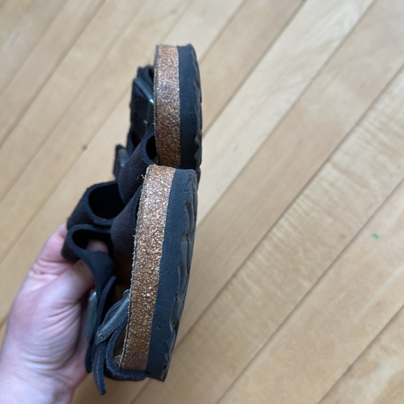 Birkenstock • Brown Suede Sandals Size 7 or 38 Narrow - Picture 6 of 10